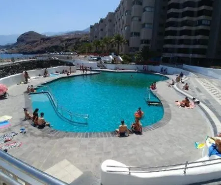 Facing The Ocean - Full Appt 2 Ch Double *