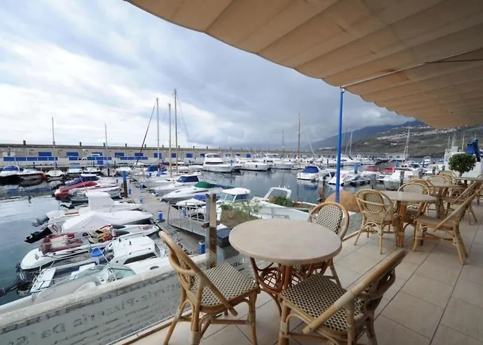 Facing The Ocean - Full Appt 2 Ch Double